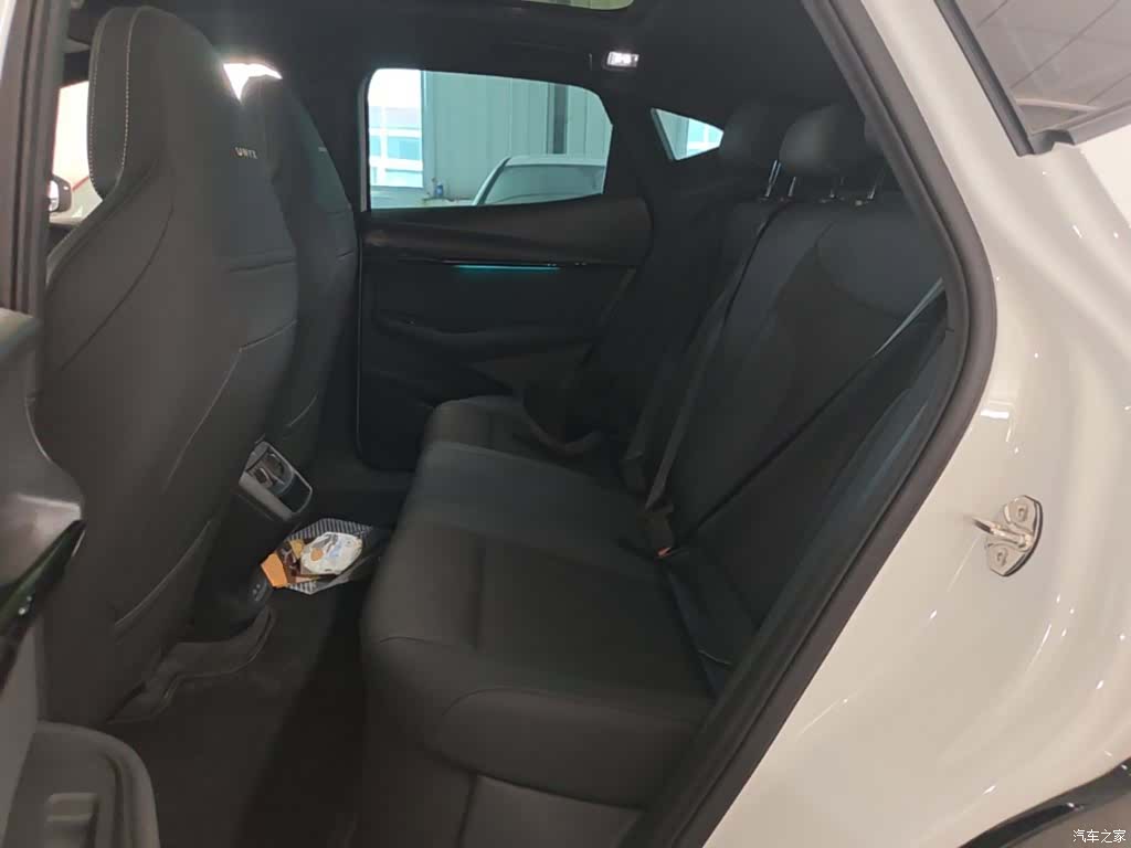 Volkswagen 06, 2026 17