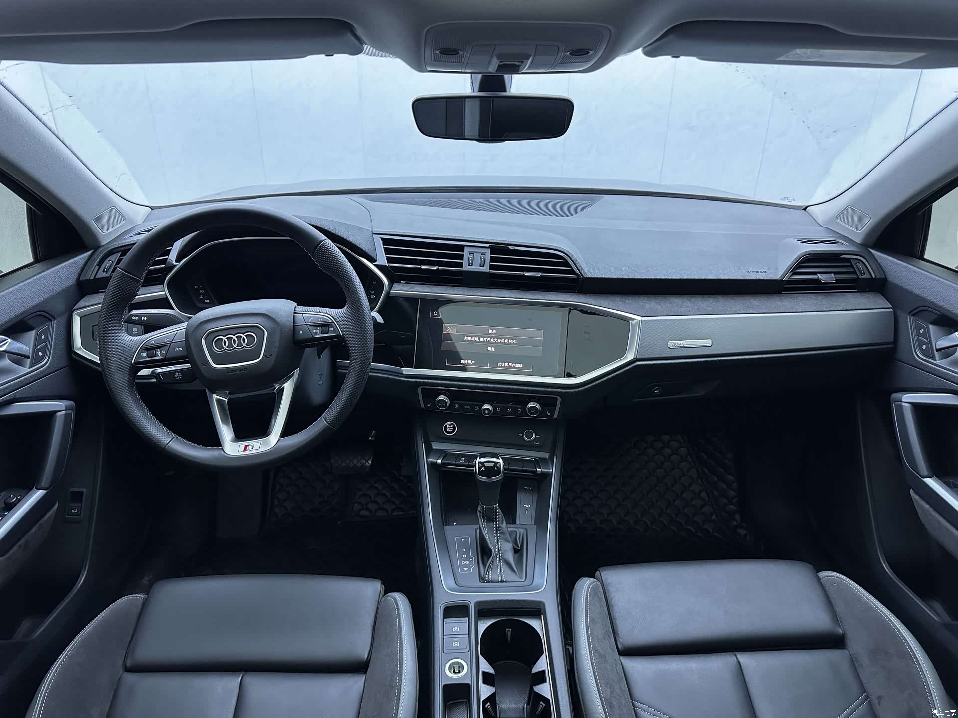 Audi Q3, 2022 6