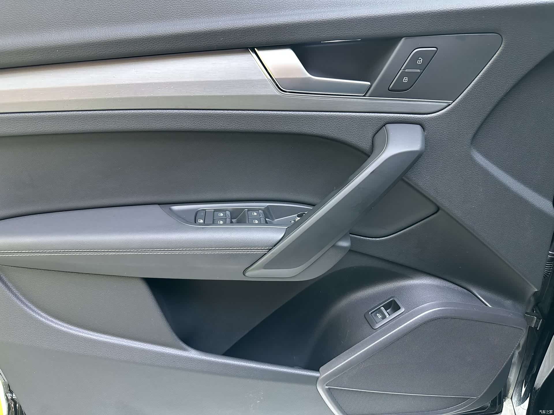 Audi Q5L, 2022 4
