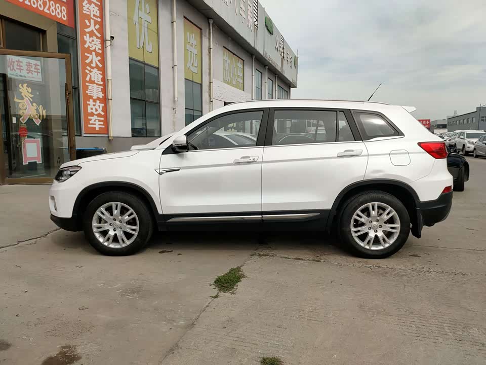 Changan CS75
