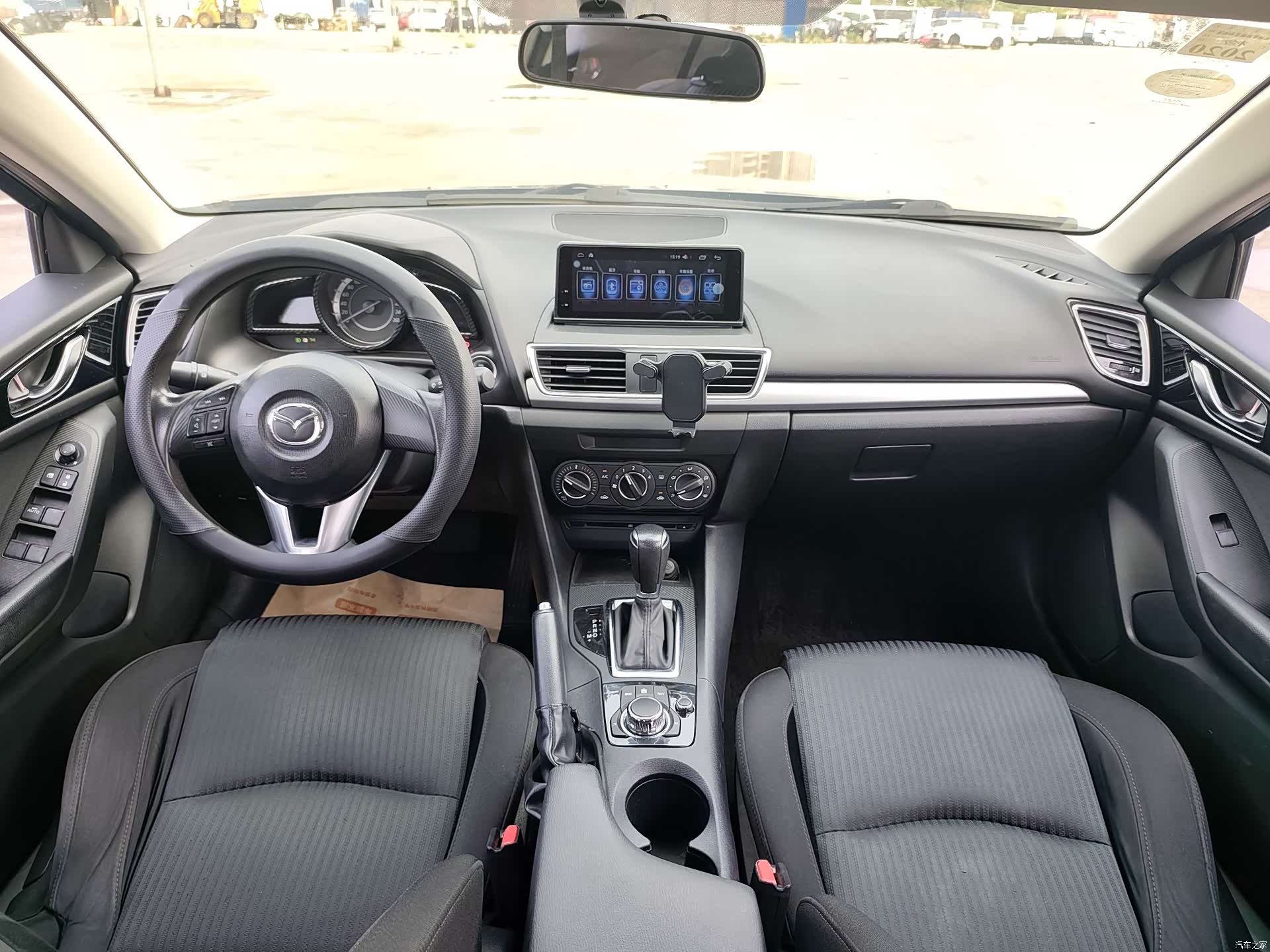 Mazda Mazda3, 2016 17