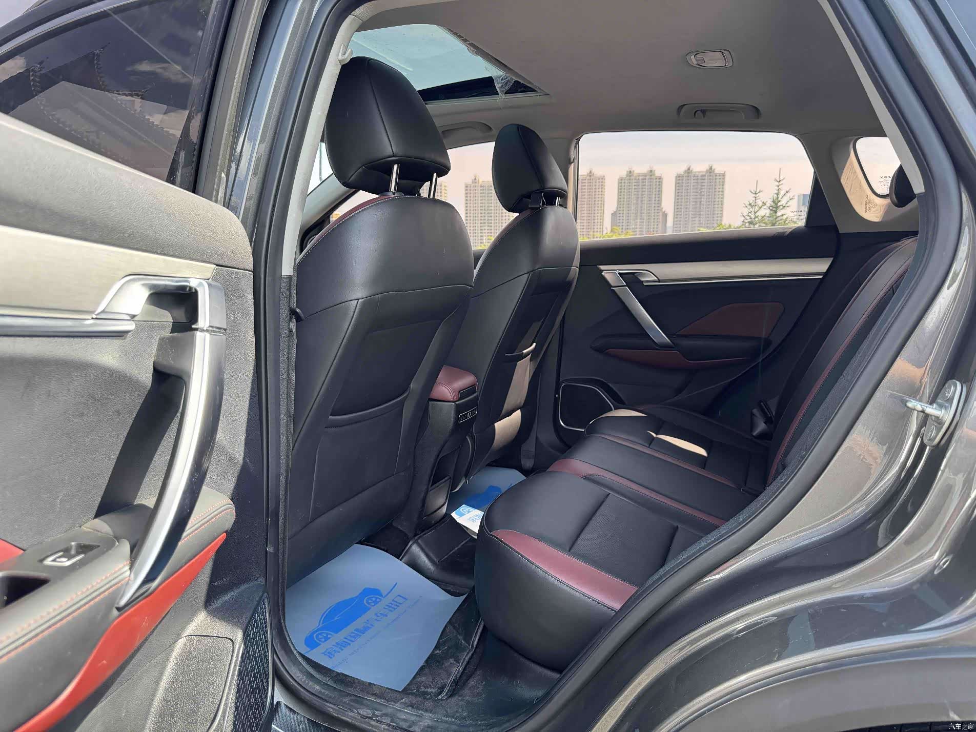 Geely Coolray, 2022 8