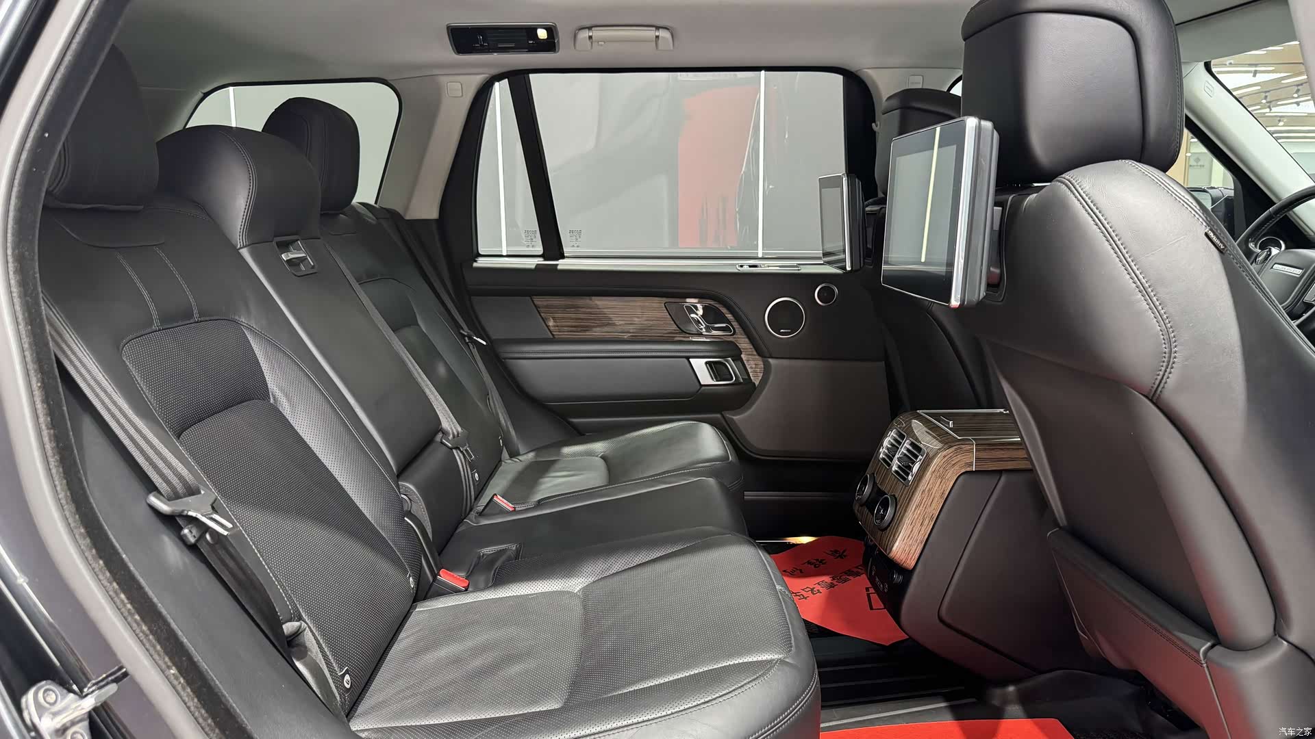 Land Rover Range Rover, 2019 24