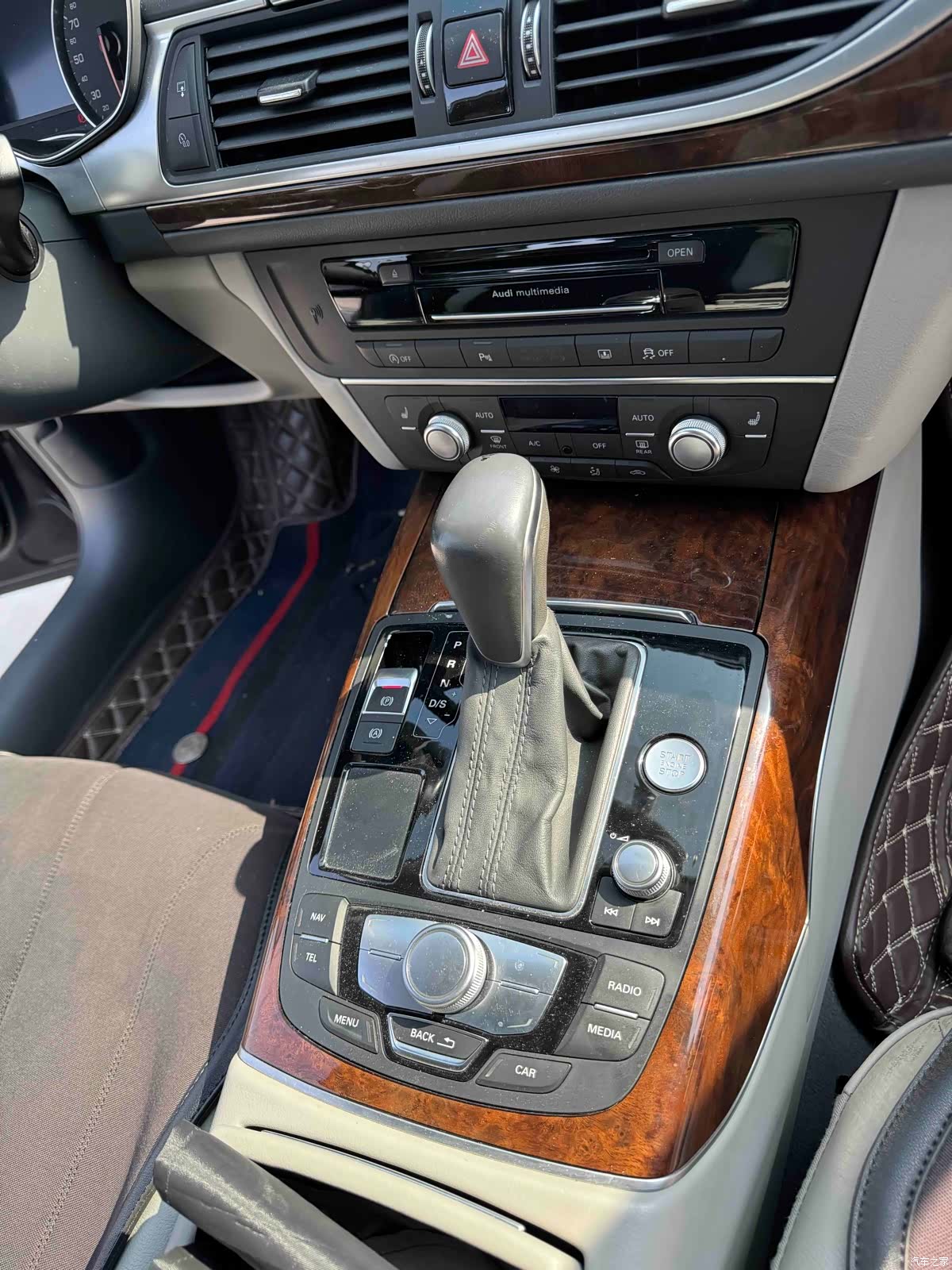 Audi A6L, 2016 11