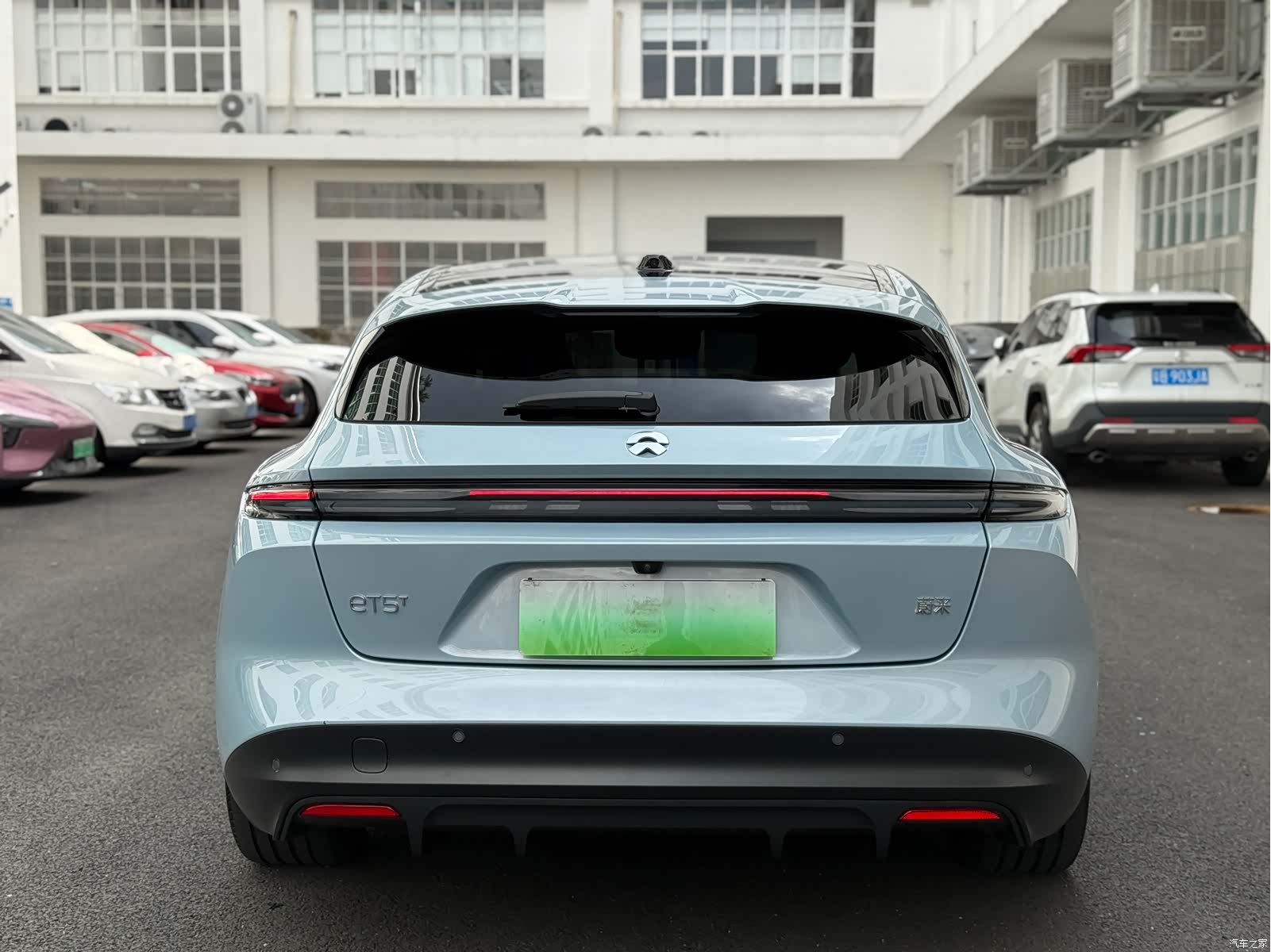 NIO ET5, 2025 все фото