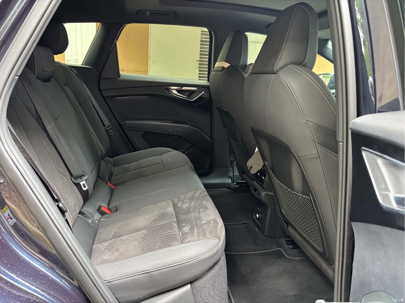 Audi Q4 e-tron, 2023 11
