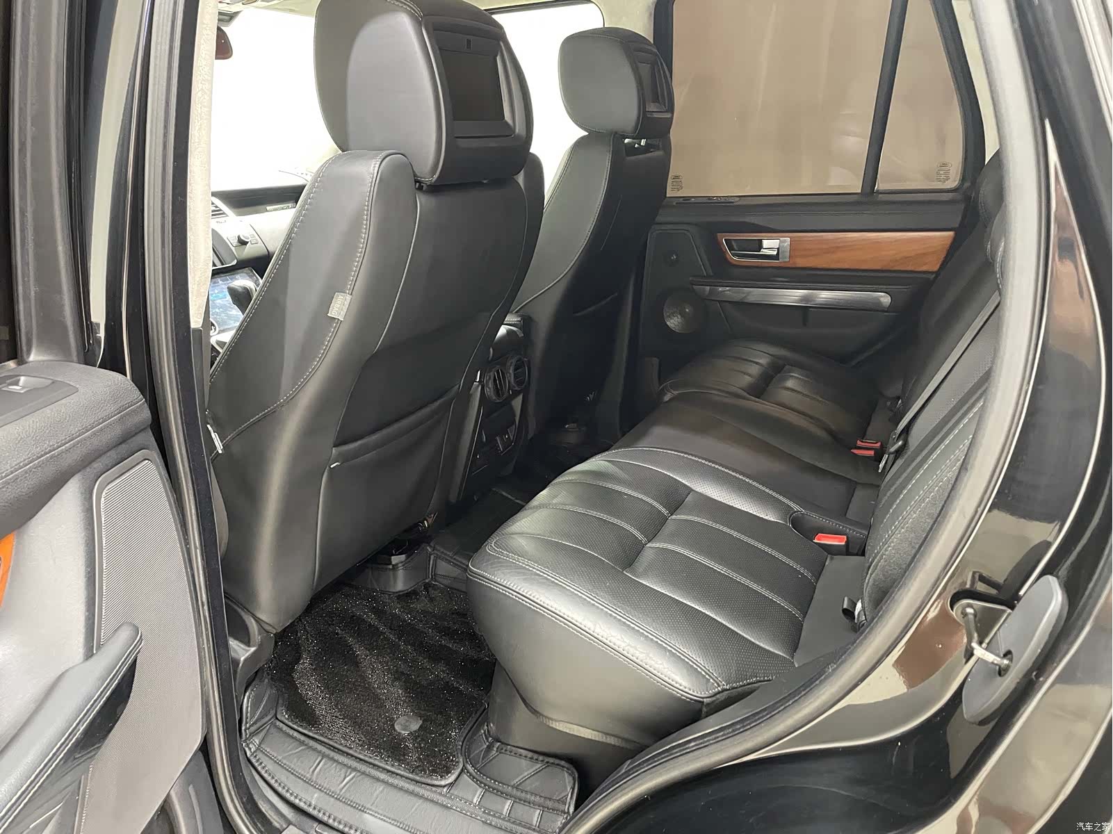 Land Rover Range Rover, 2011 10