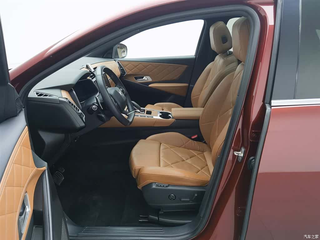 DS 7, 2018 10
