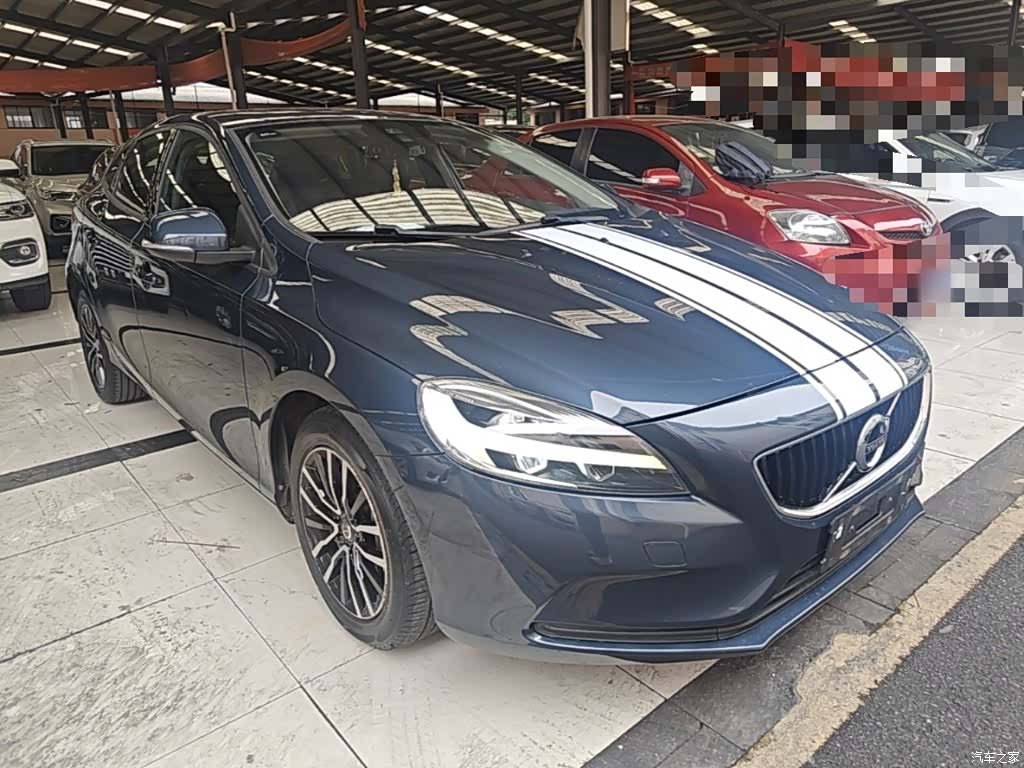Volvo V40, 2017 4