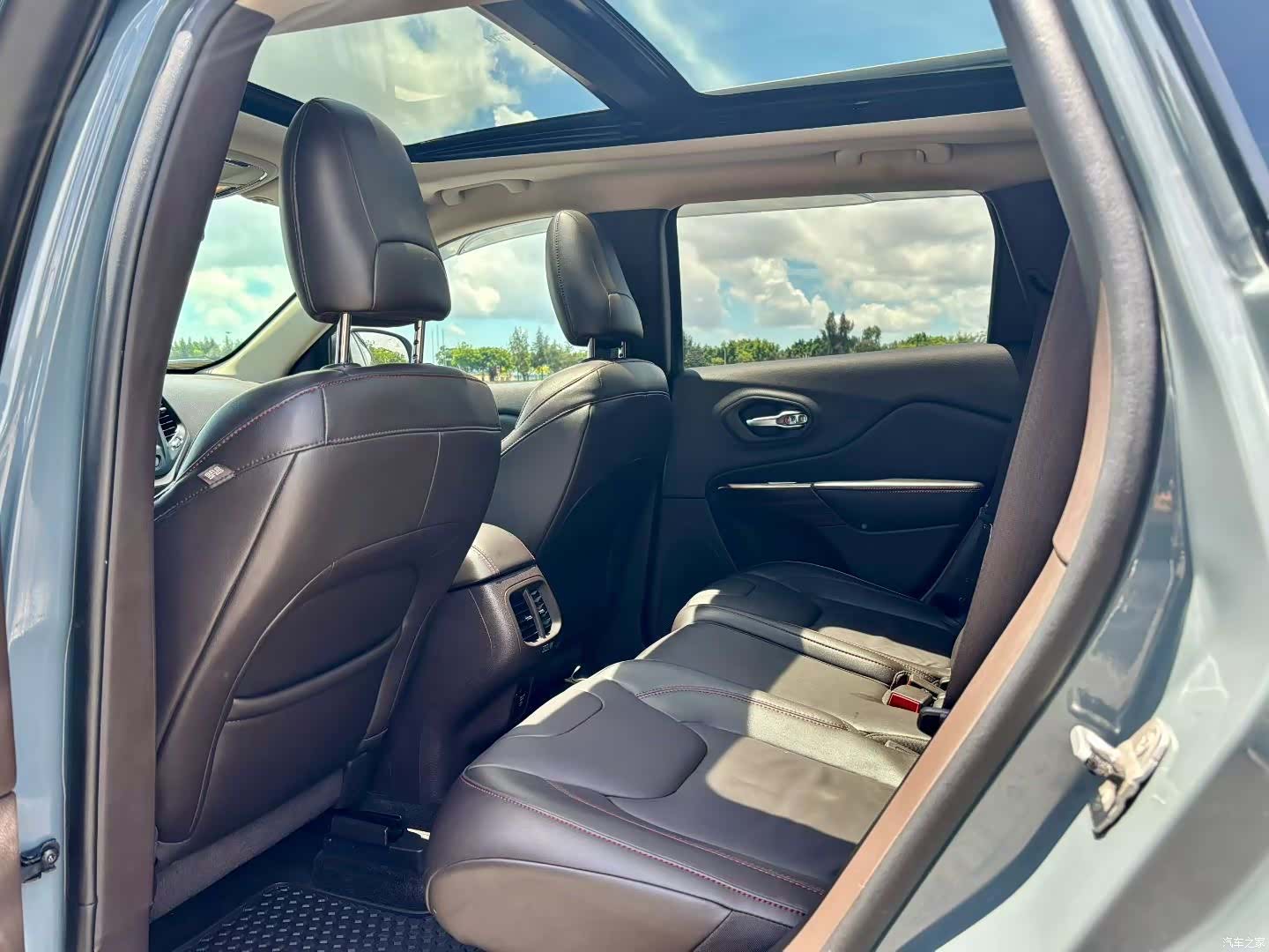 Jeep Cherokee, 2015 все фото