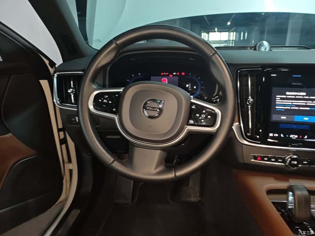 Volvo V90, 2021 11