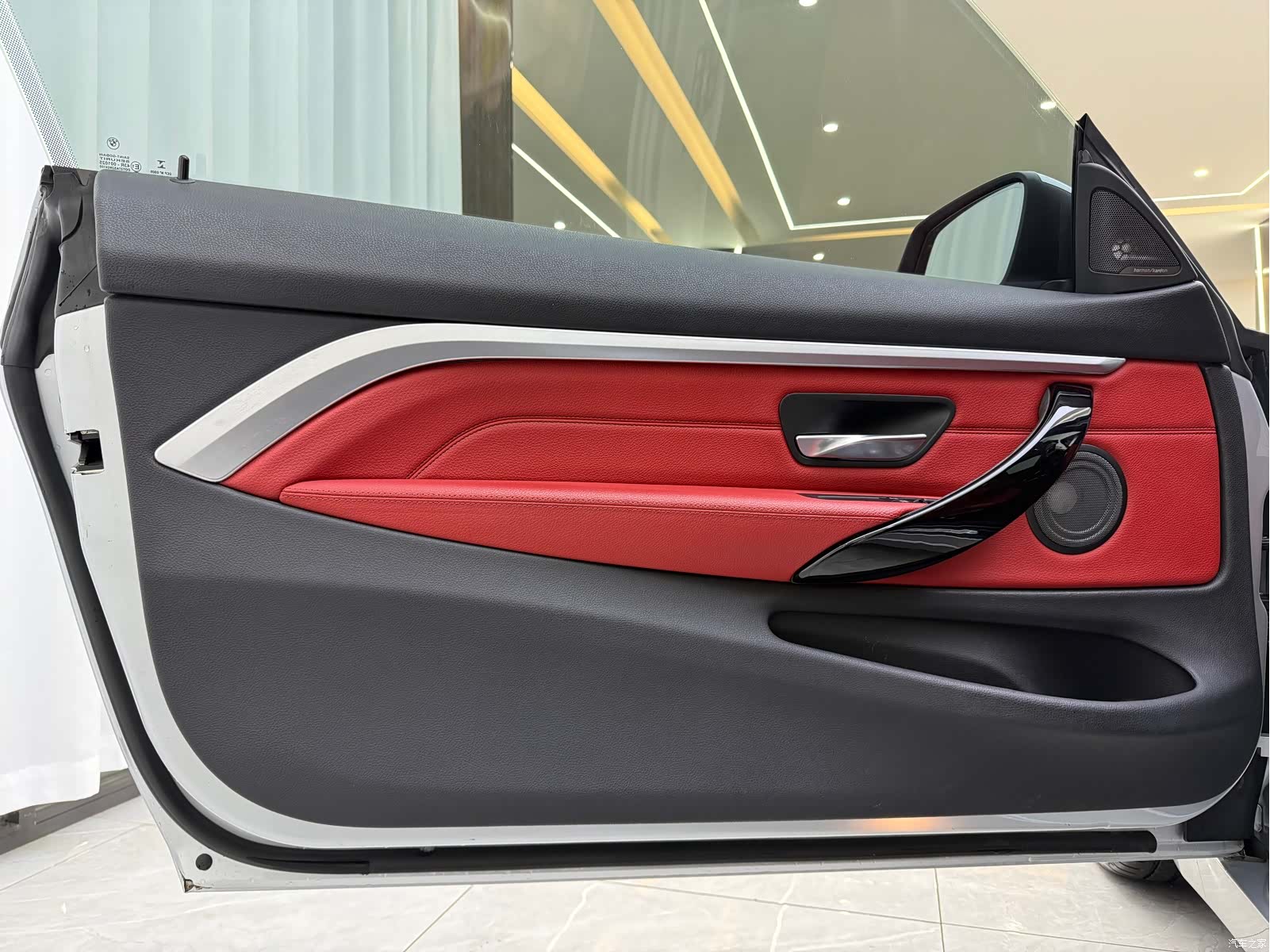 ALPINA B4, 2019 3