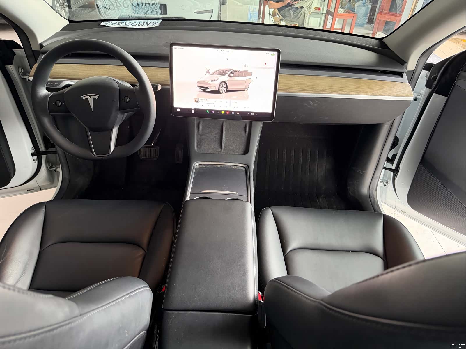 Tesla Model Y, 2023 все фото