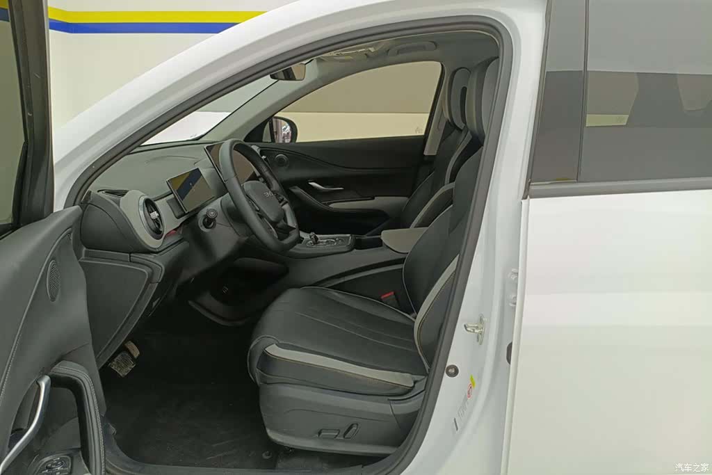 BYD HiAce, 2025 9