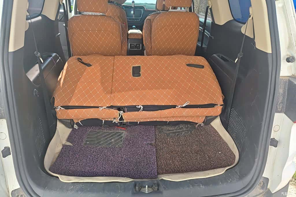 Changan A800, 2017 4