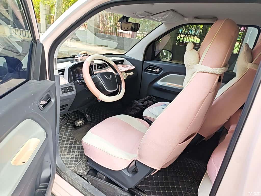 Wuling MINIEV, 2022 15