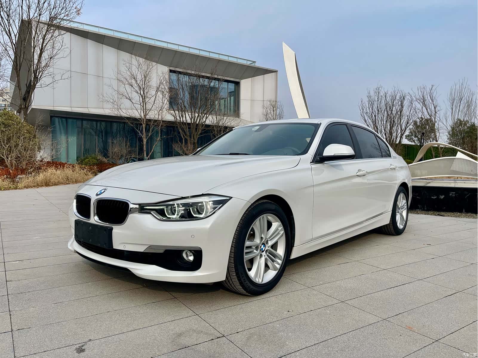BMW 3 Series, 2017 1