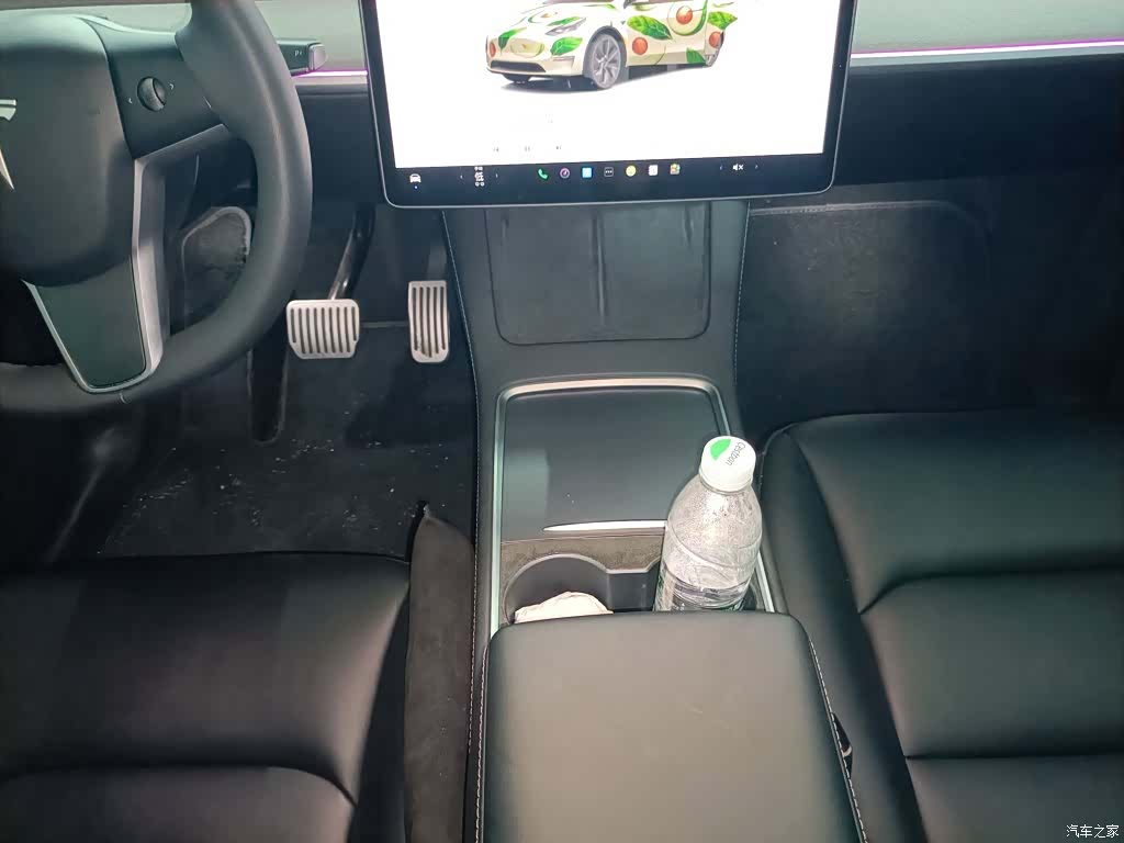 Tesla Model Y, 2023 14