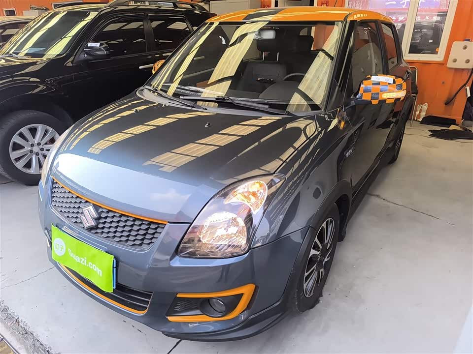 Suzuki Swift Suzuki Swift