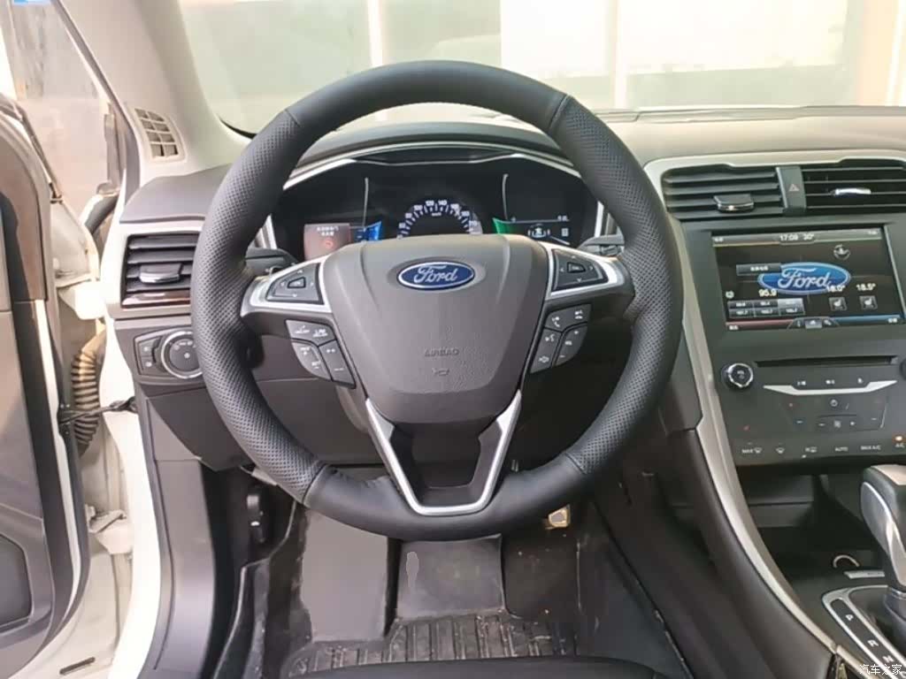 Ford Mondeo, 2016 11