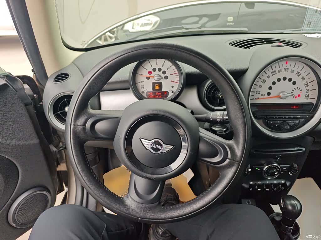 Mini ONE, 2014 3