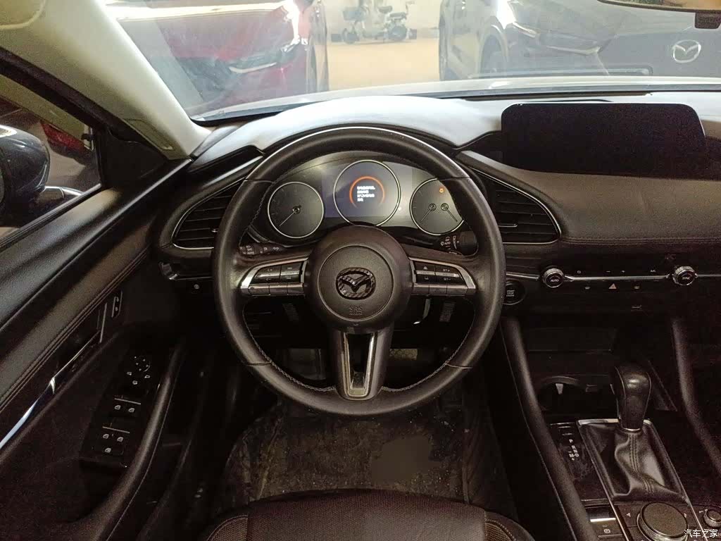 Mazda Mazda3, 2021 11