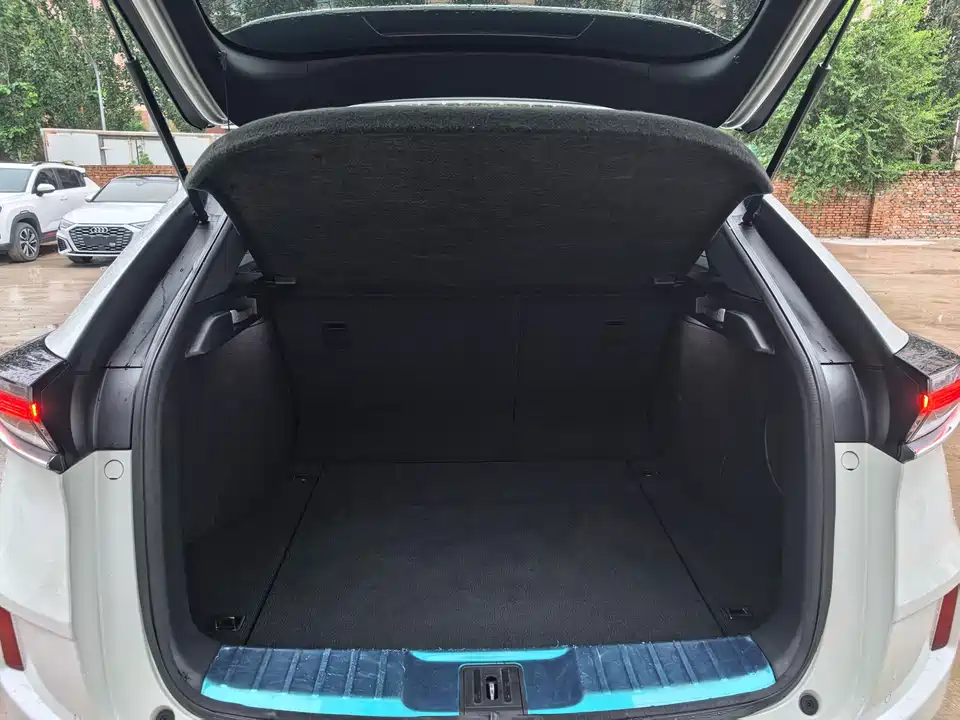 Honda UR-V Honda UR-V