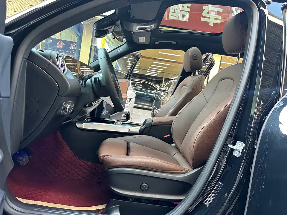 Mercedes-Benz GLB
