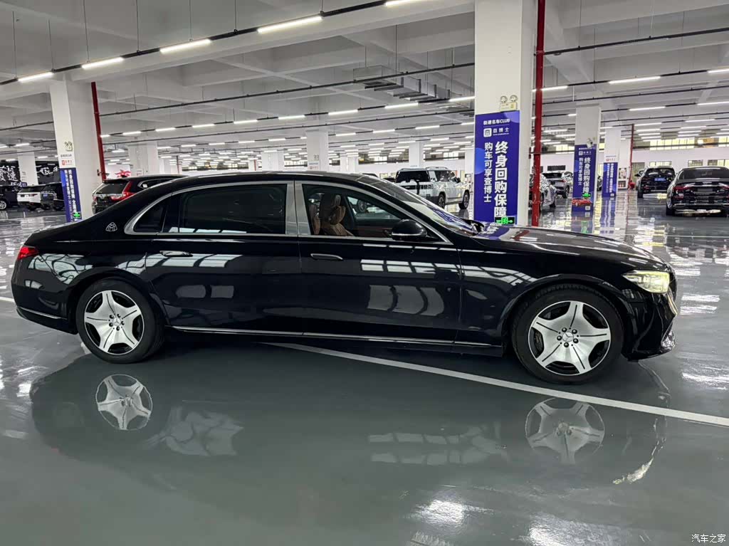 Maybach S-Class, 2023 4