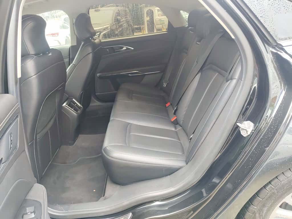 Ford Taurus, 2016 17