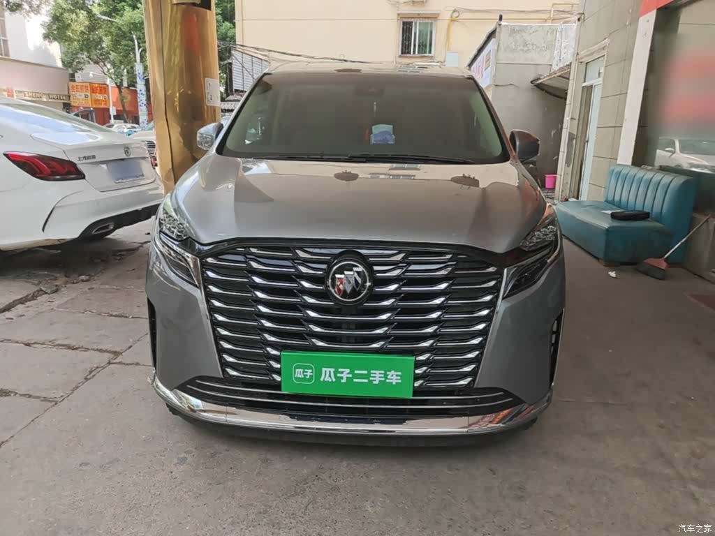 Buick GL8, 2023 3
