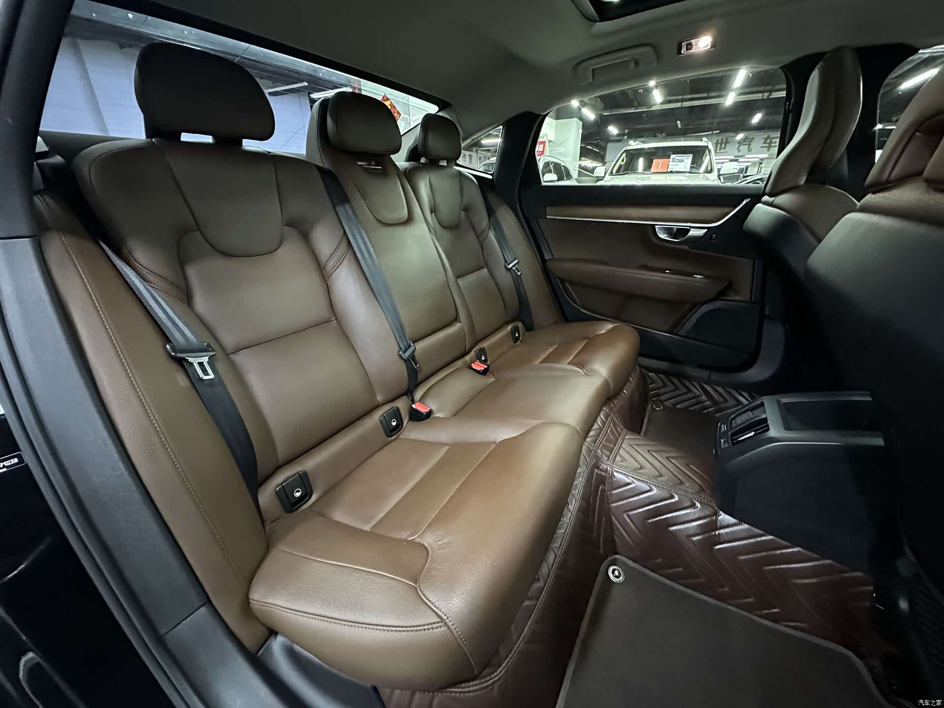 Volvo S90, 2019 13