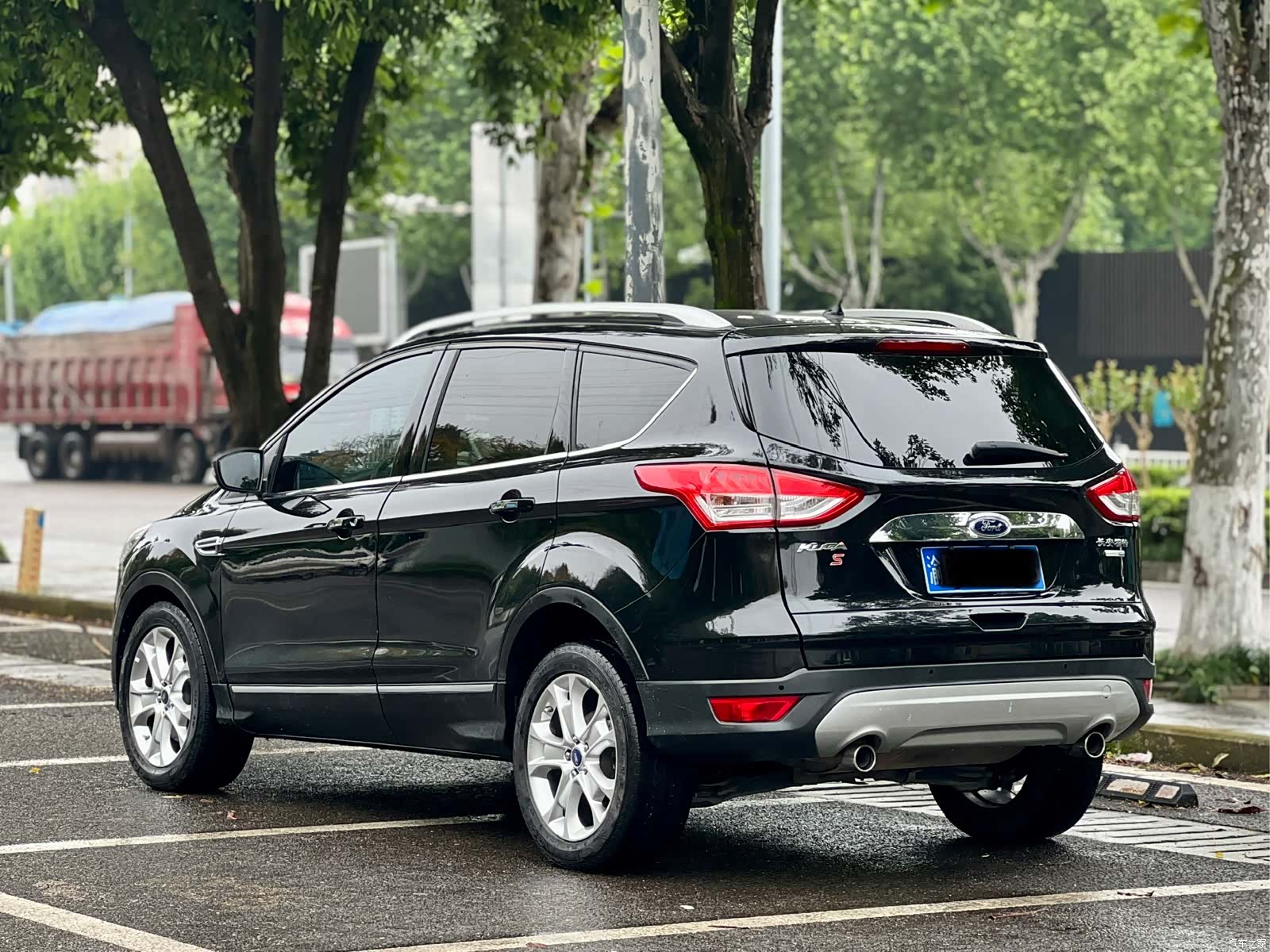 Ford Kuga, 2013 4