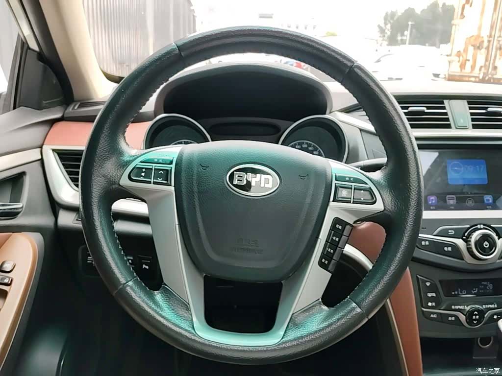 BYD G5, 2014 7