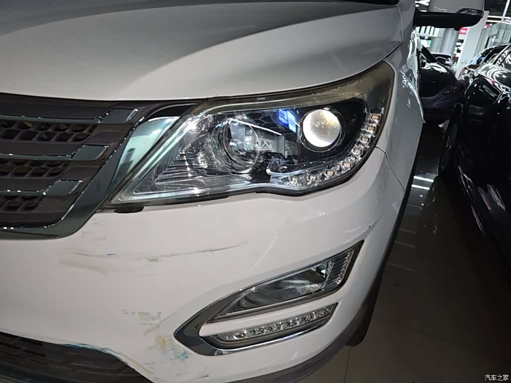 Wuling 560, 2017 24