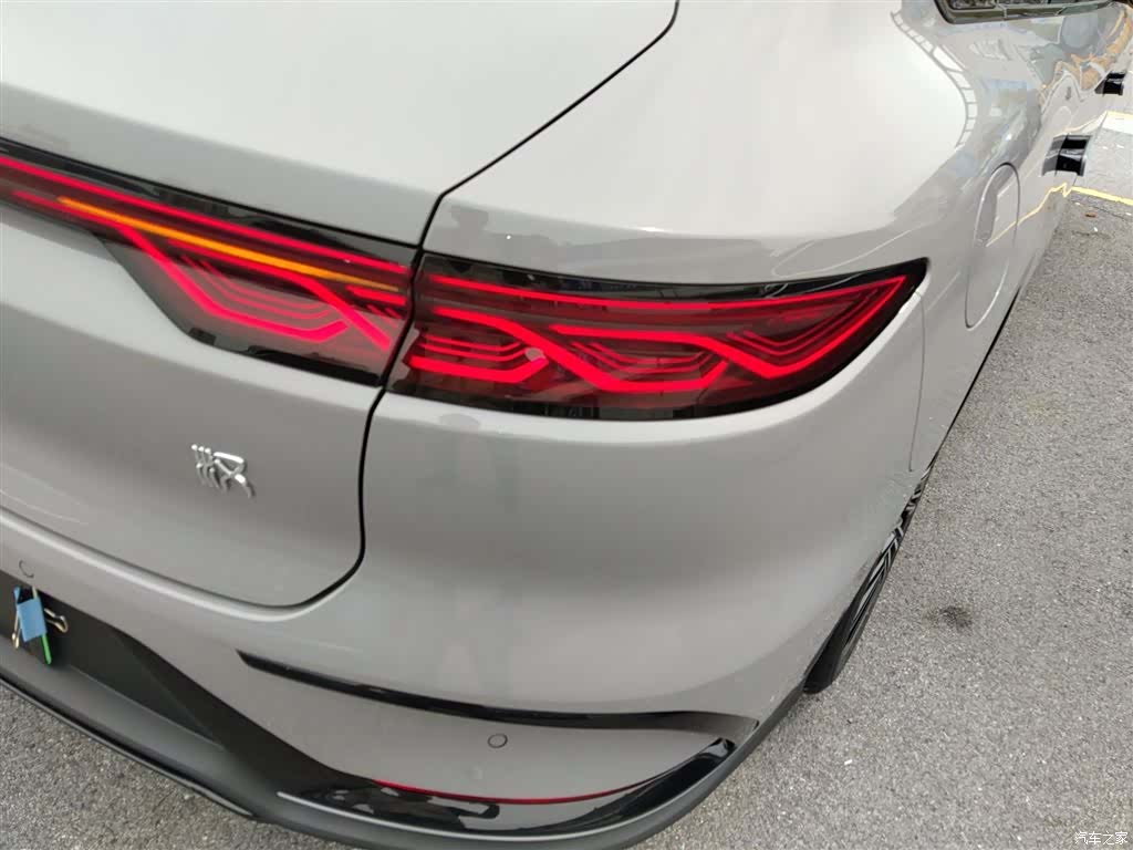 BYD Han, 2025 8