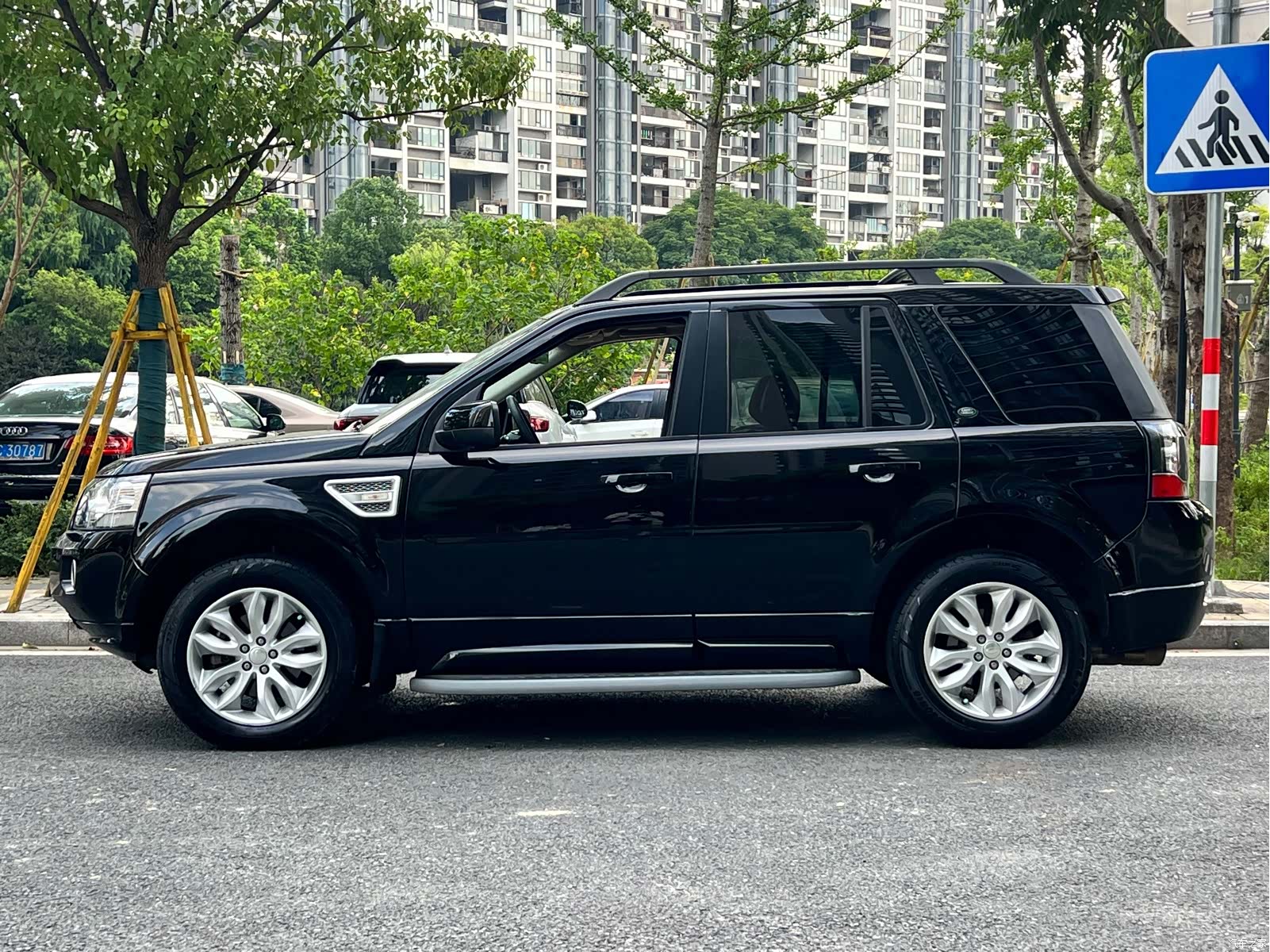 Land Rover Si4, 2014 8