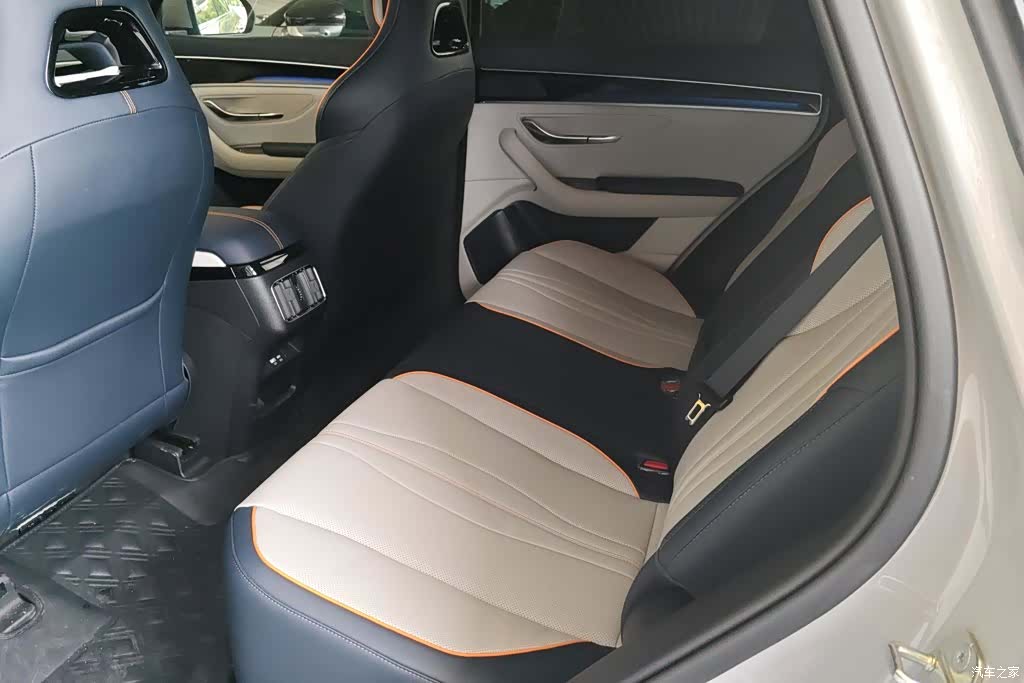 BYD Song, 2024 11