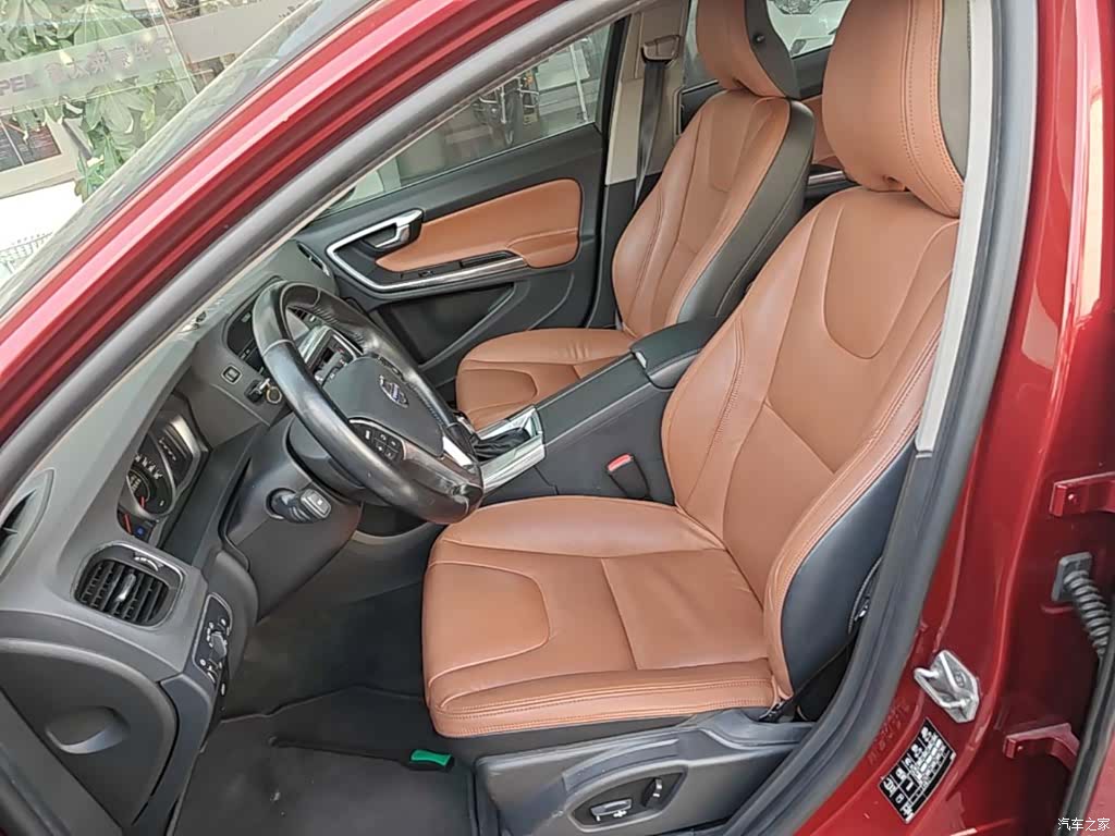Volvo S60, 2015 15