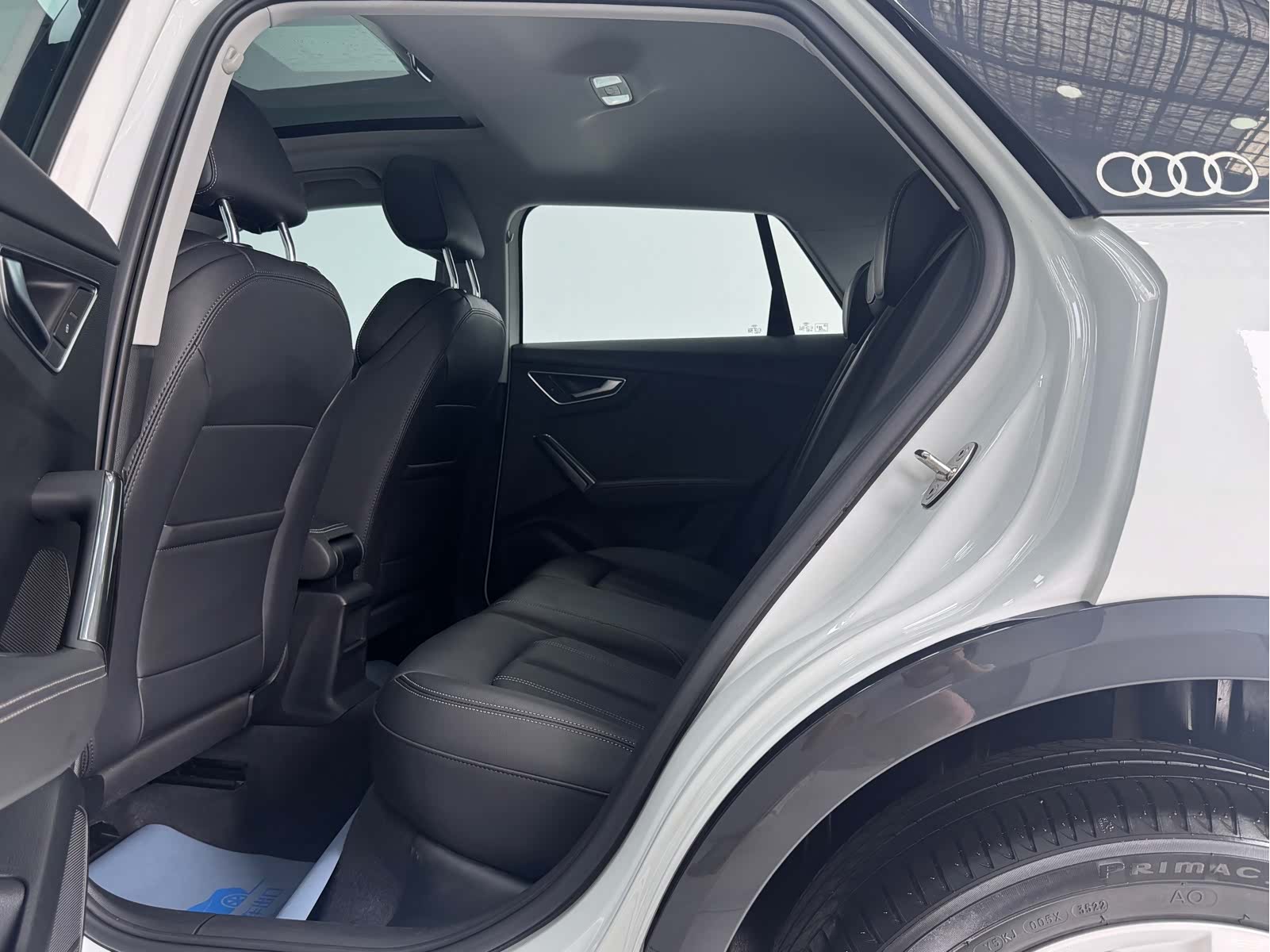 Audi Q2L, 2021 10