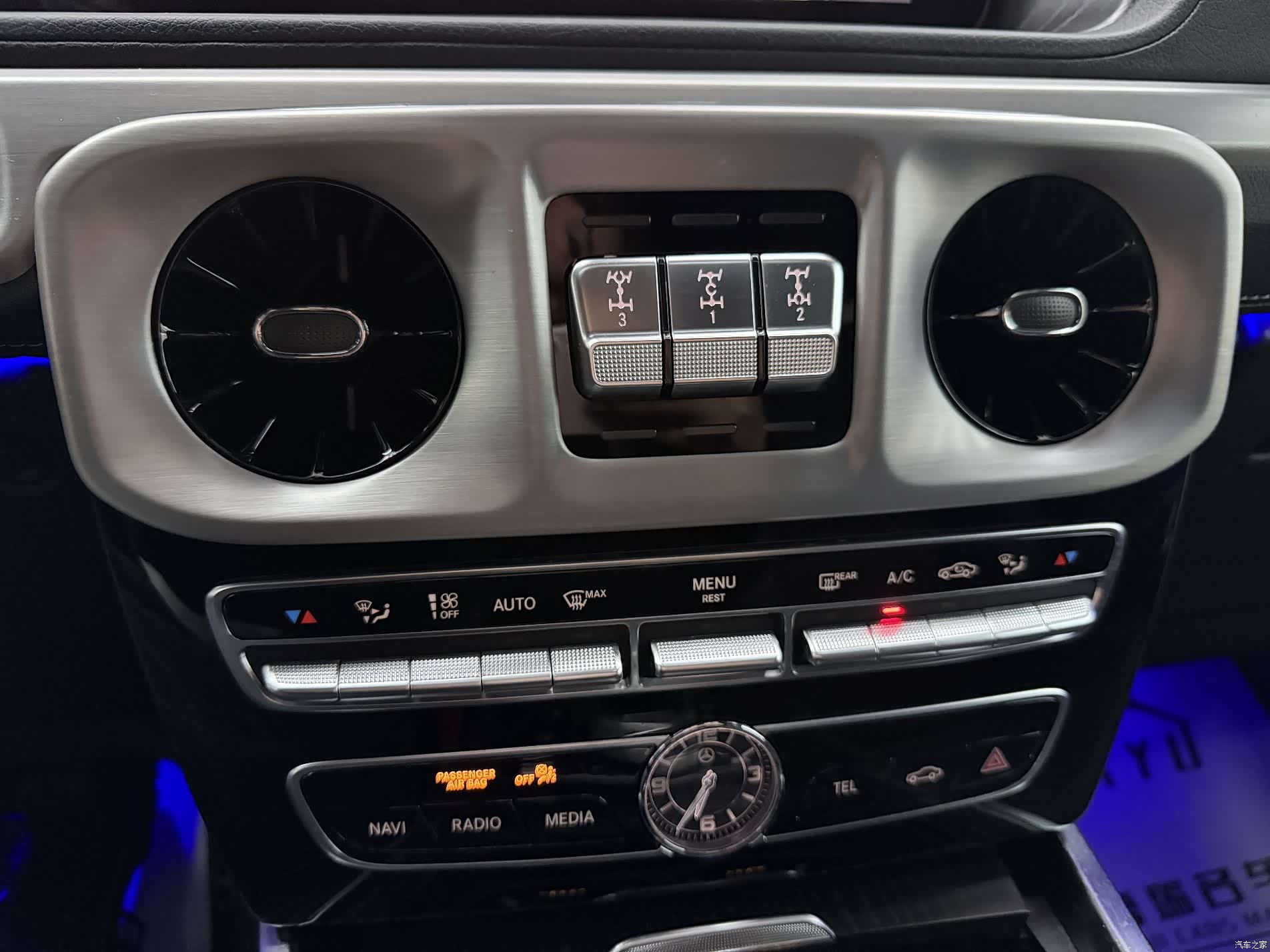 Mercedes-Benz G-Class, 2024 12