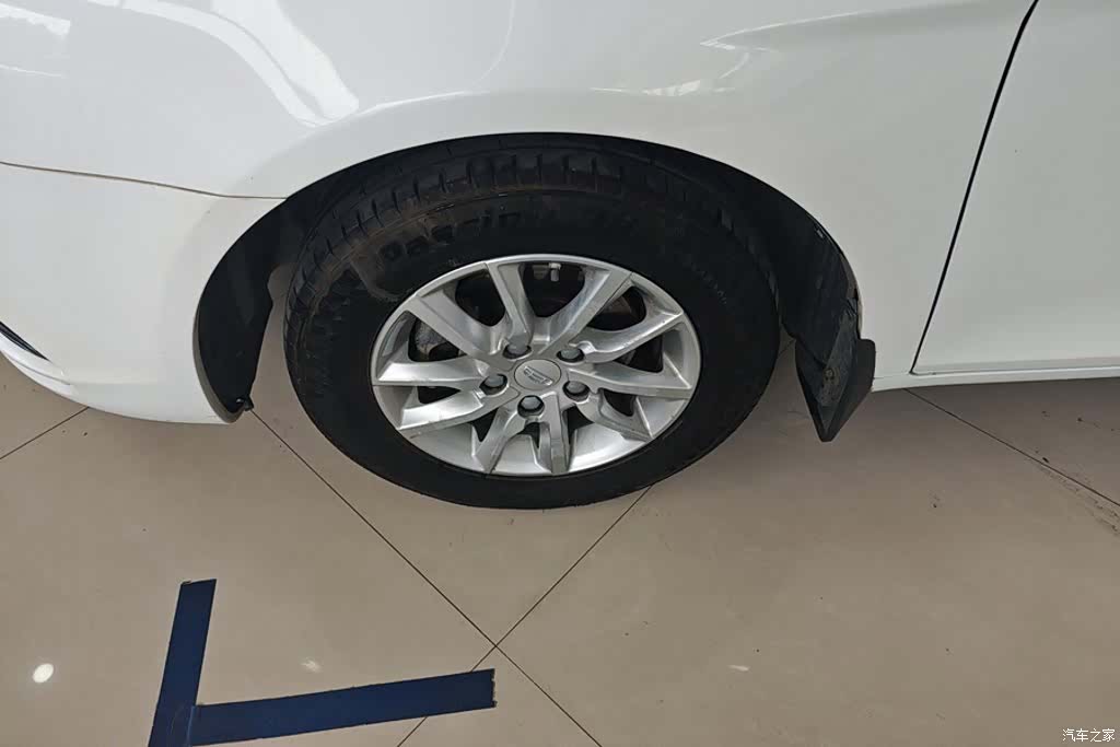 Geely Emgrand, 2020 6