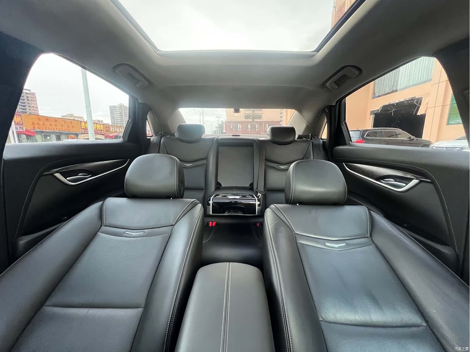 Cadillac XTS, 2018 20