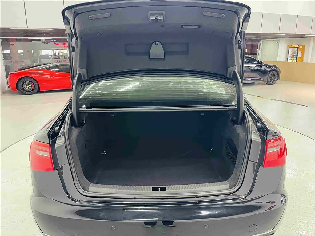 Audi A6L, 2014 18