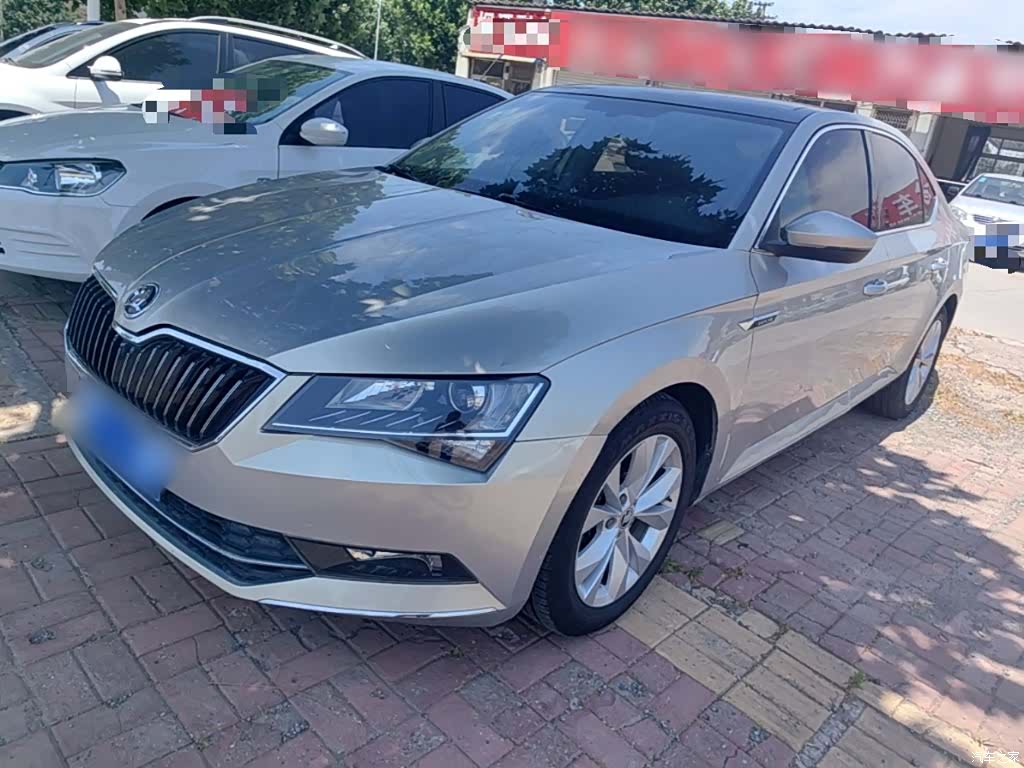 Skoda Superb, 2018 1