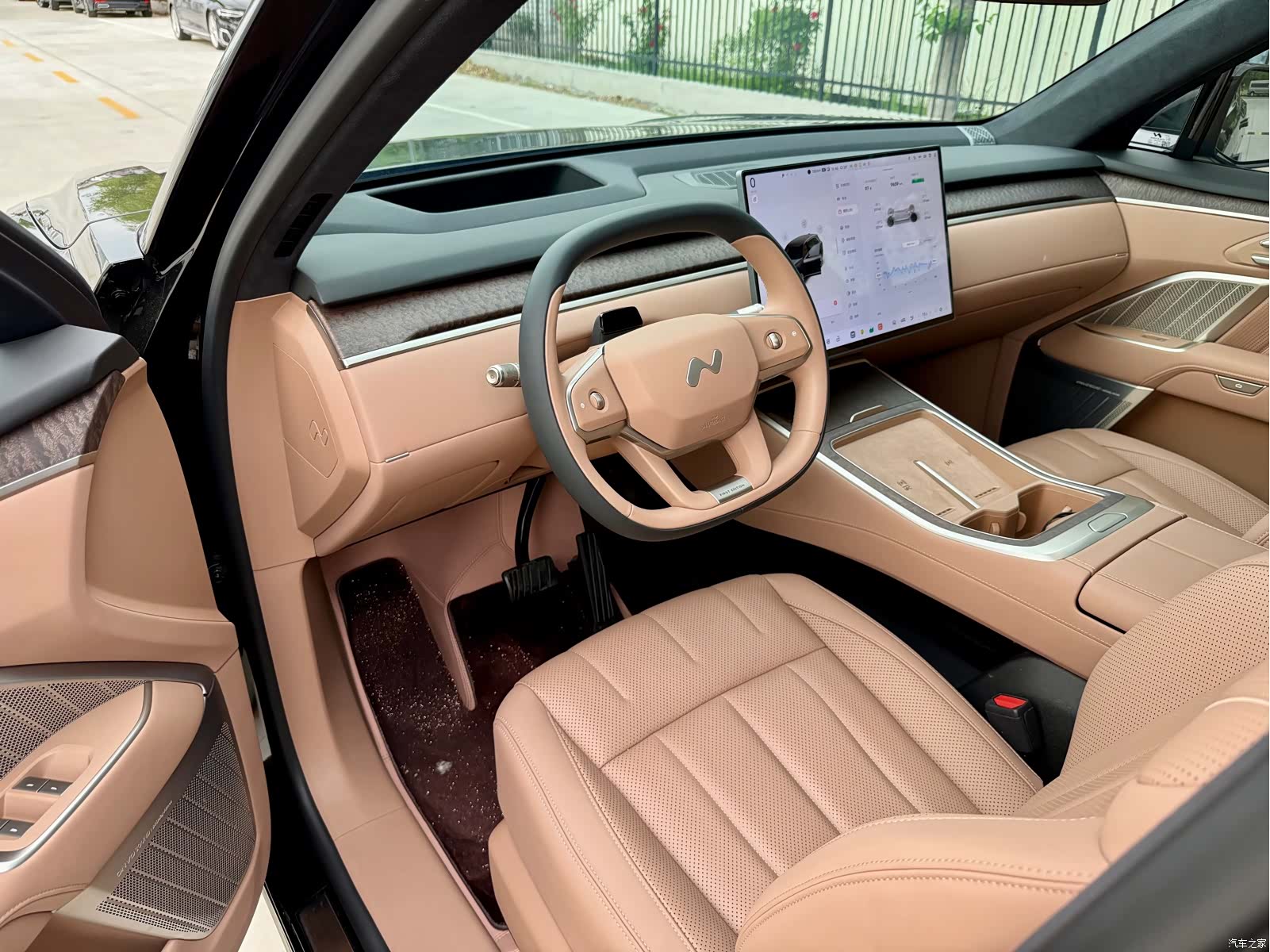 NIO L90, 2025 47