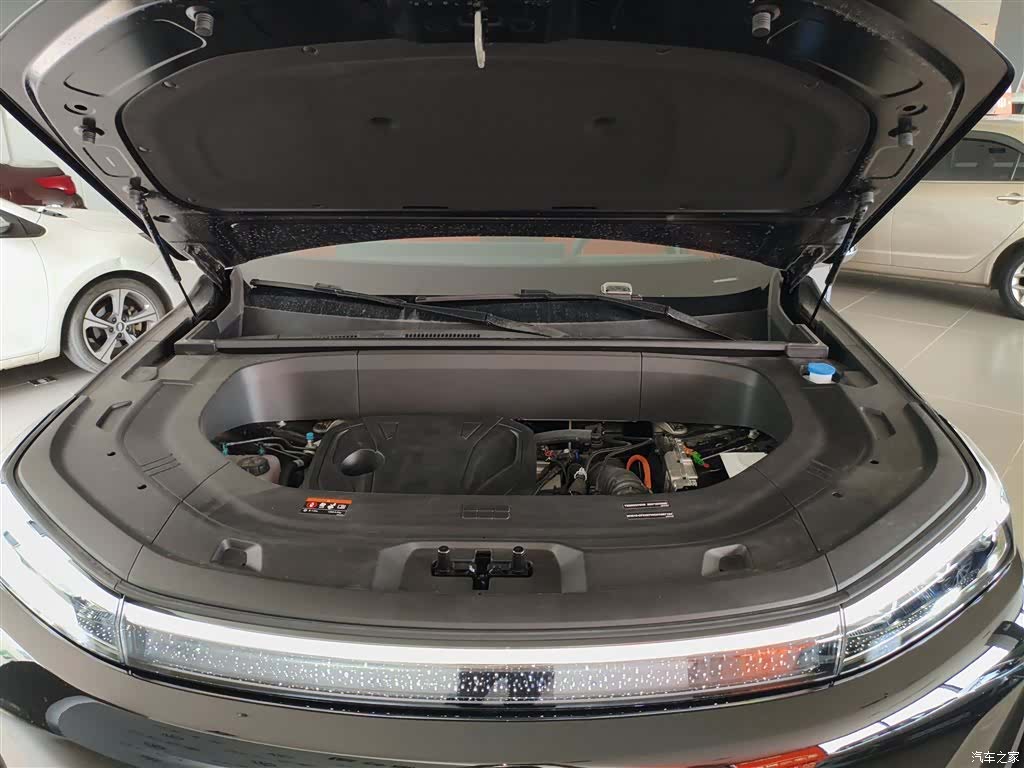 Geely M9, 2025 20