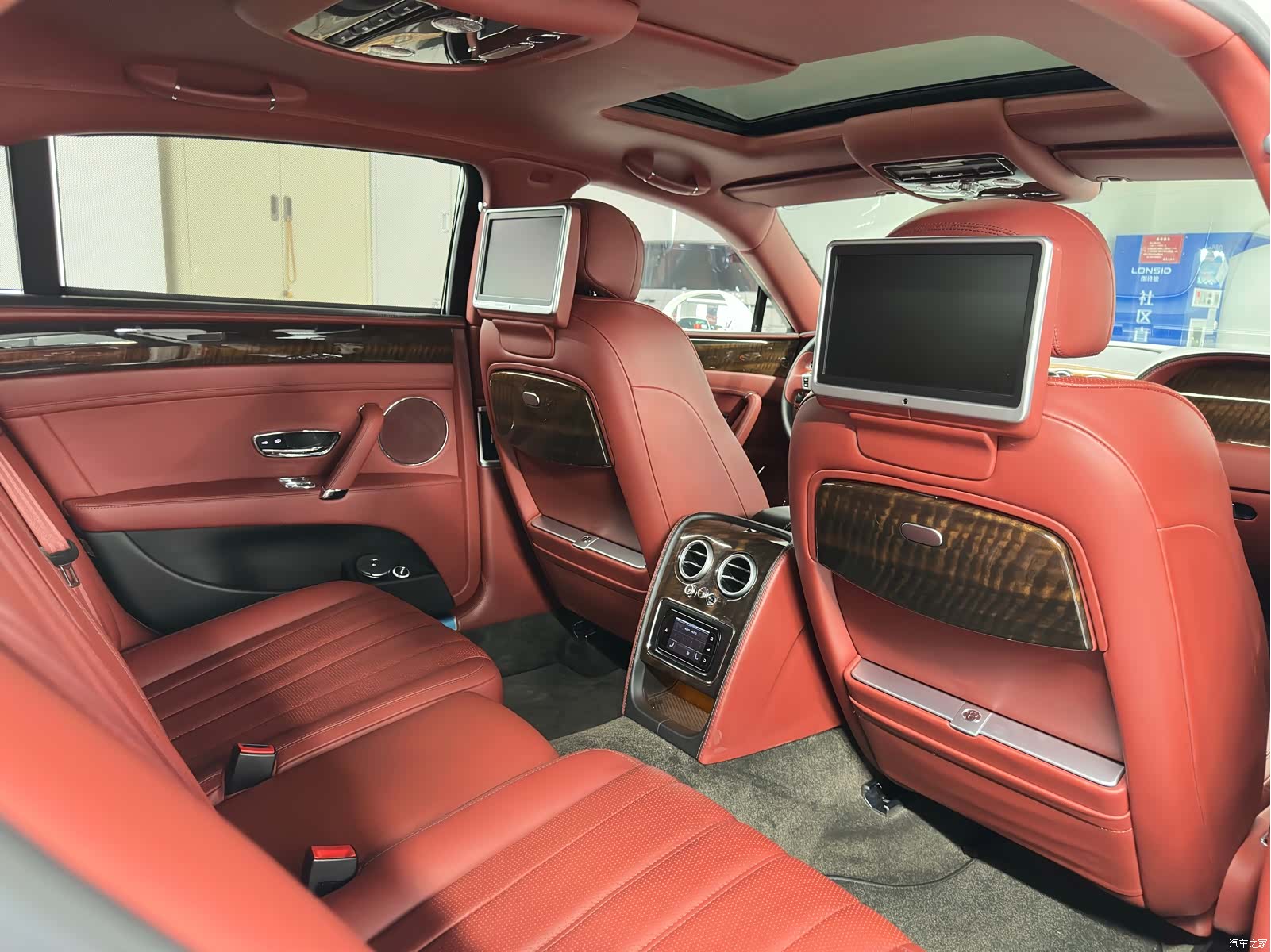 Bentley Flying Spur, 2014 26