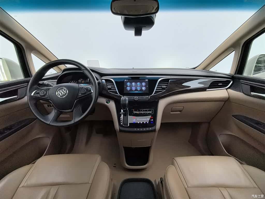 Buick GL8, 2017 все фото