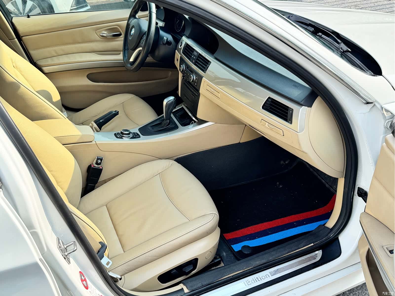 BMW 3 Series, 2012 11